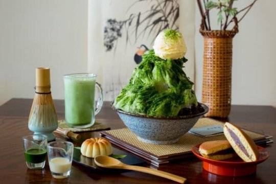 Food photography 12 圖片9 身處在網路行銷發達的年代,除了動人的文案,誘人的美食照已經是網路行銷不可或缺的一部分,開店第一個最首要的服務,莫過於美食攝影,以及餐廳美食攝影相關精彩的照片、影片等視覺元素,才能留住顧客目光抓住商機,工仔頭不只是幫你拍攝,食物攝影讓照片變得有深度、有意涵、有新的詮釋,創造新的價值,食物環境都需要好的包裝形象來捉住大眾的目光,而食物攝影可以襯托出食物的價值,就如同千里馬遇伯樂一般,如果您正尋找那位賦予商品靈魂的攝影師,歡迎參閱美食攝影作品。